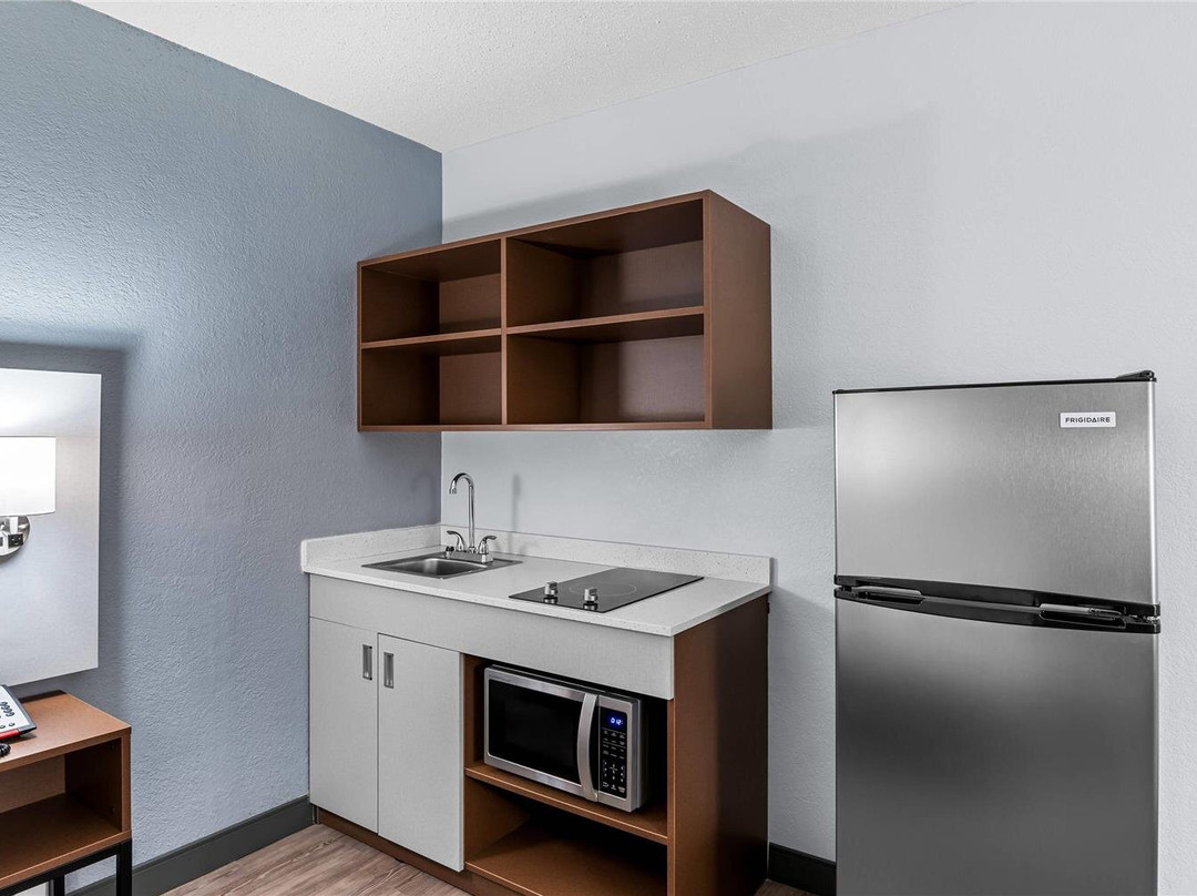 Suburban Studios Chester I-95