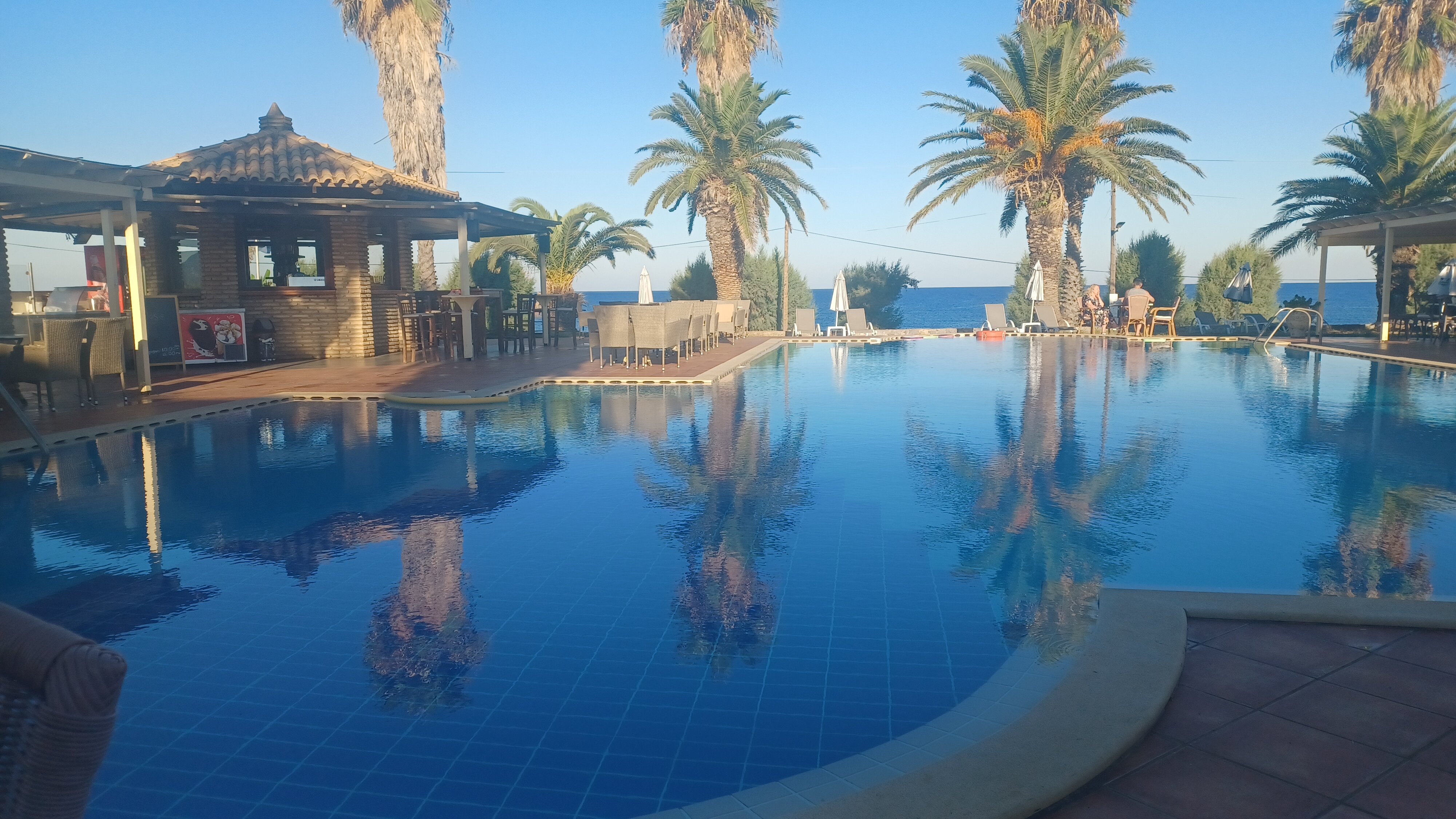 Oasis Hotel-官方
