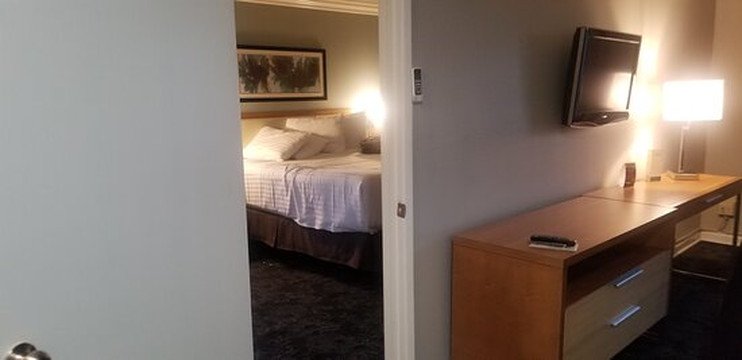 亚历克西斯公园全套房度假酒店主图