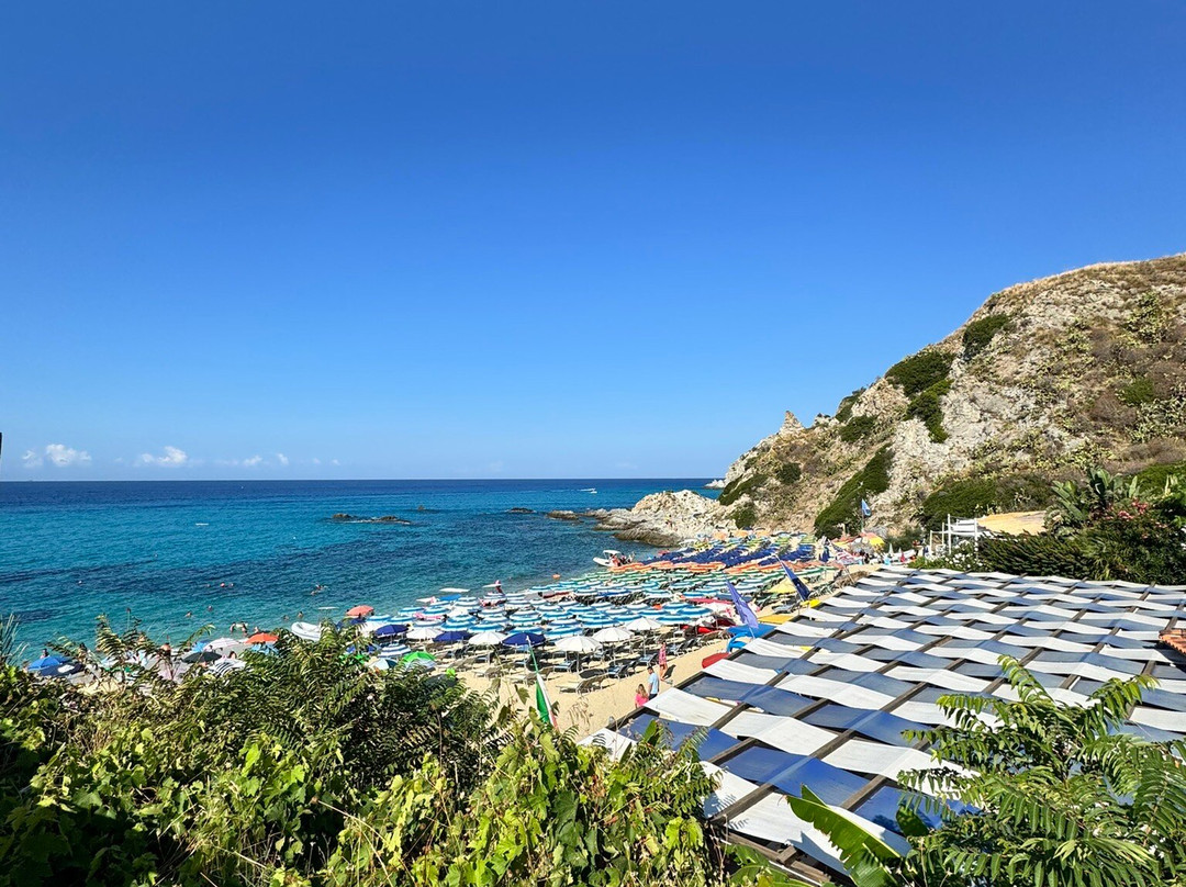 Grotticelle Beach-Capo Vaticano必去景点