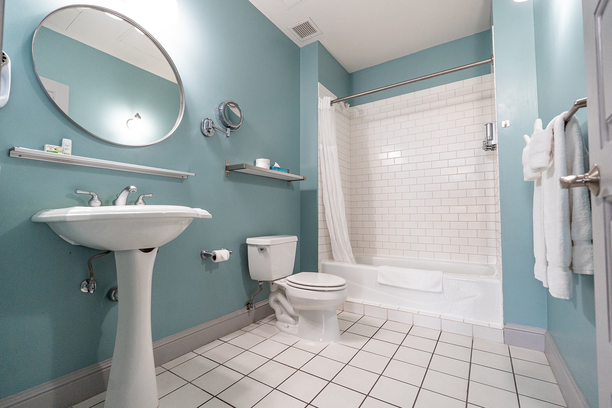 Montvale Hotel | Spokane-浴室