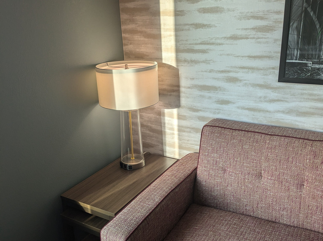 Home2 Suites by Hilton New Brunswick主图