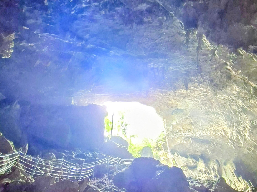 Gruta do Lago Azul-博尼图必去景点