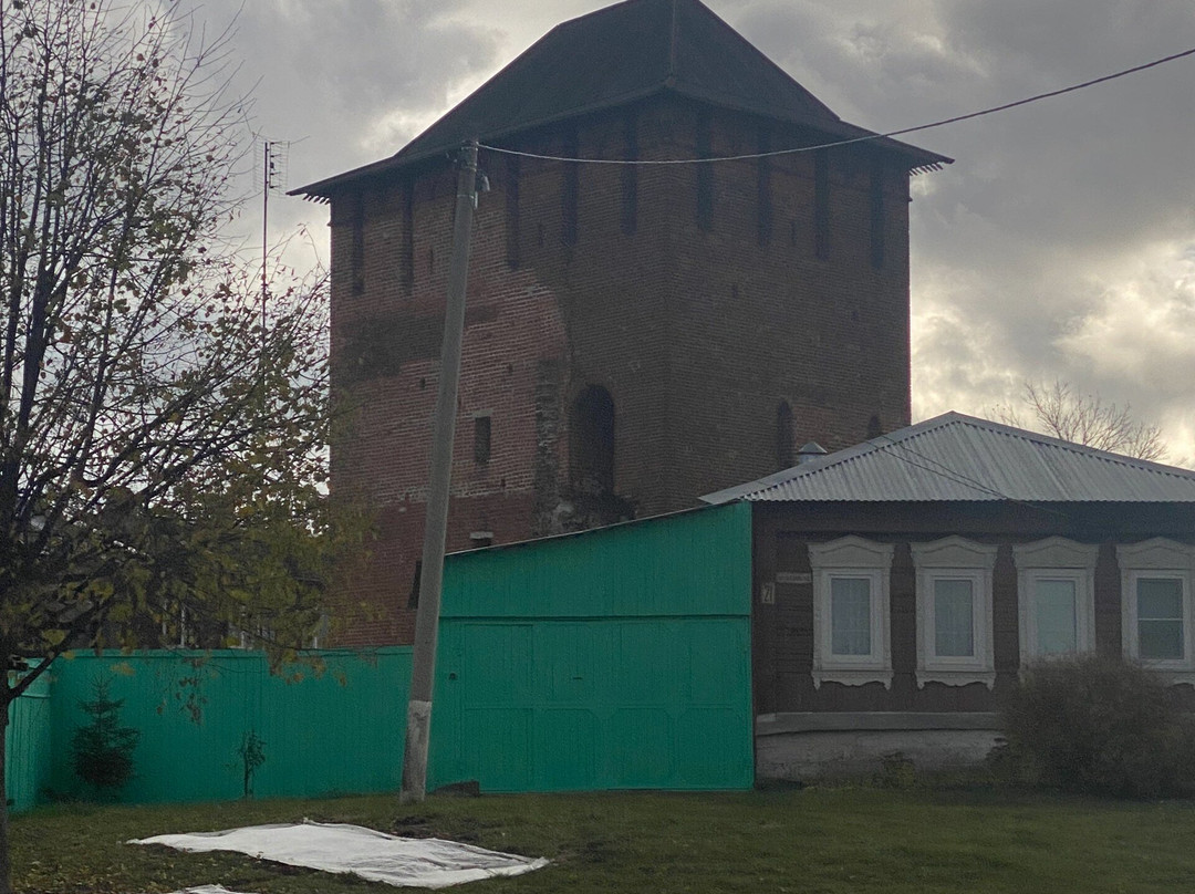 Alekseyevskaya / Pogorelaya Tower-科洛姆纳必去景点