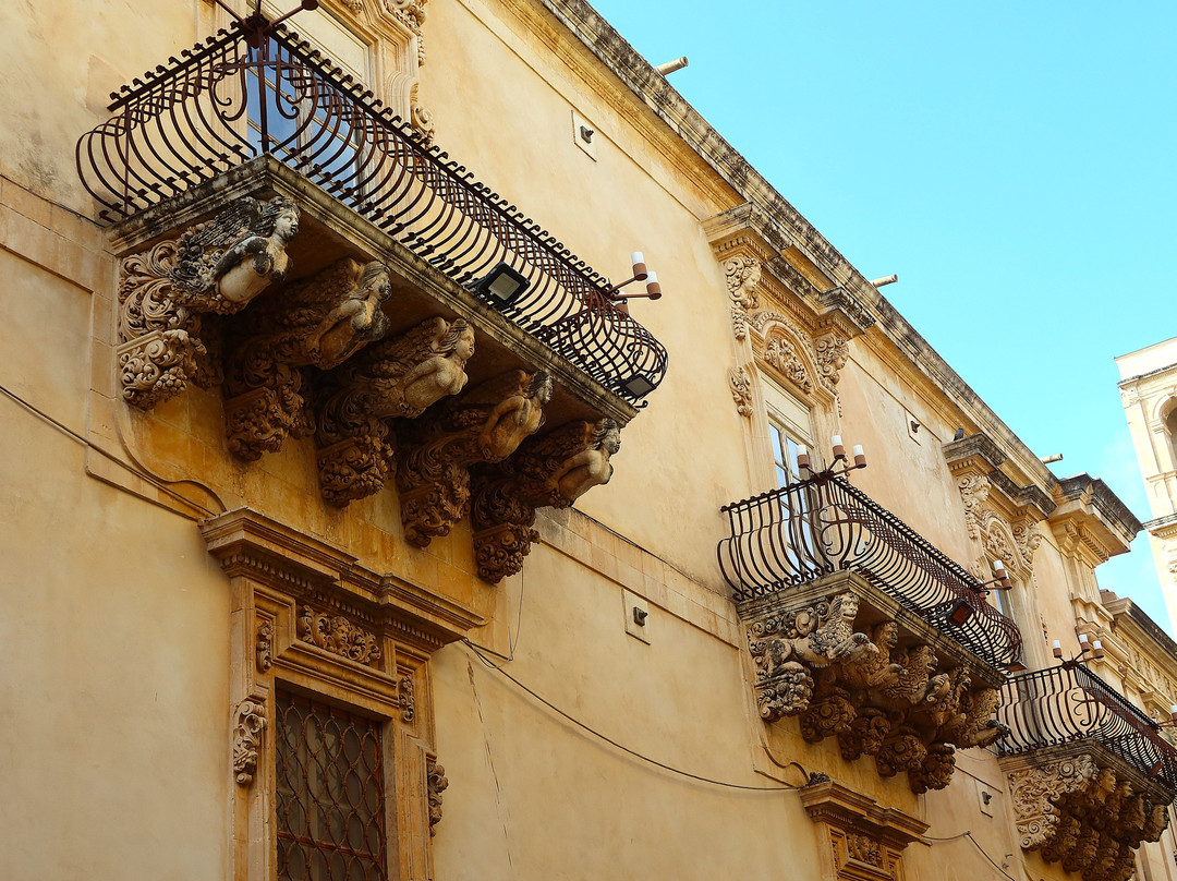 Palazzo Nicolaci-诺托必去景点
