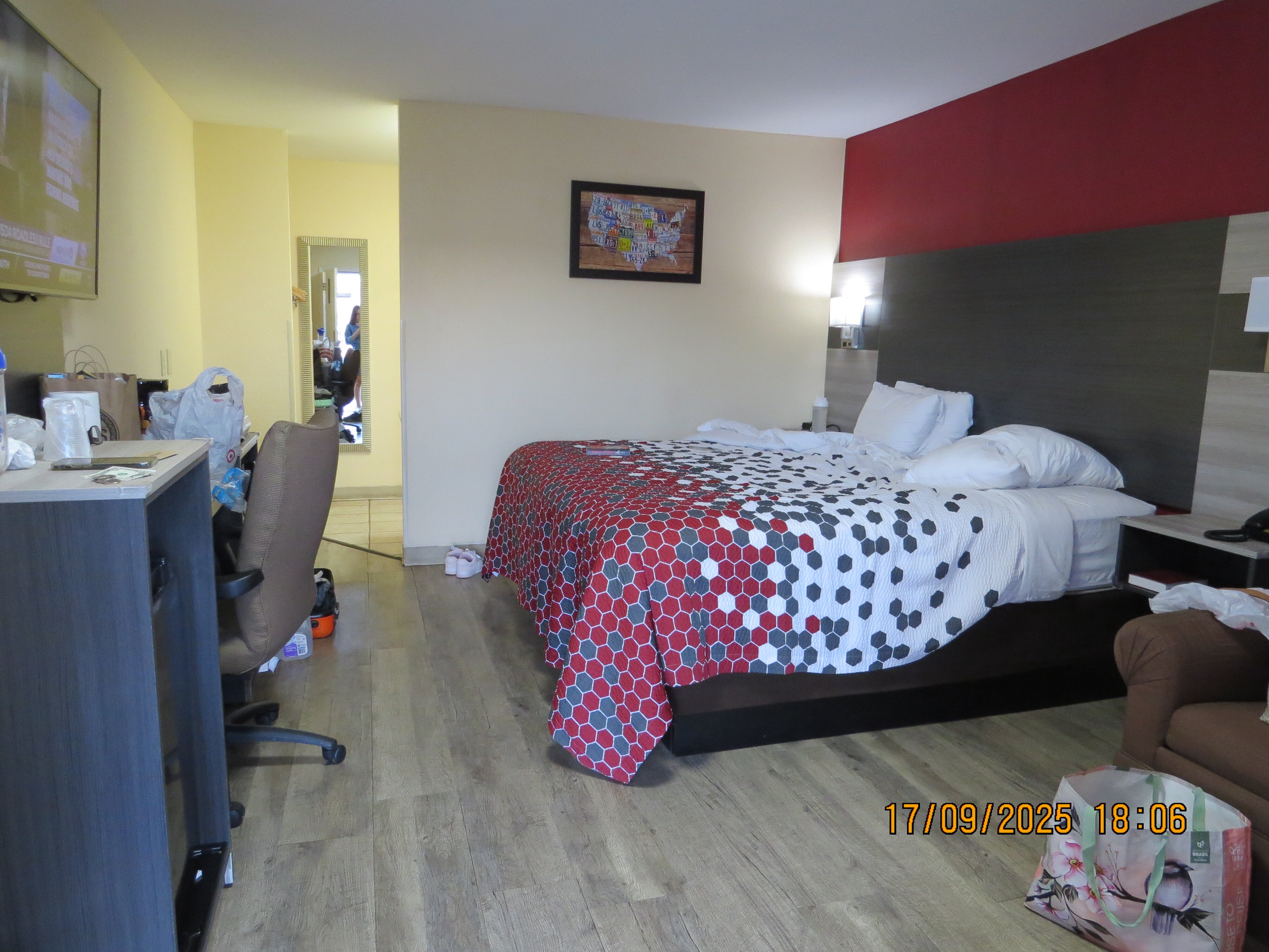 Econo Lodge Inn & Suites-客卧