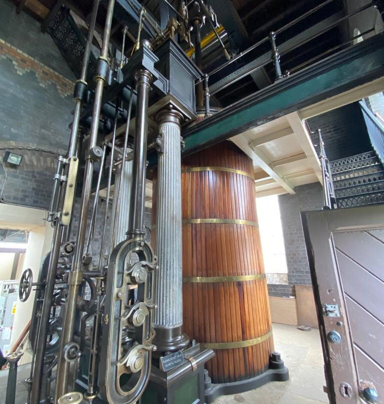 Sandfields Pumping Station-利奇菲尔德必去景点