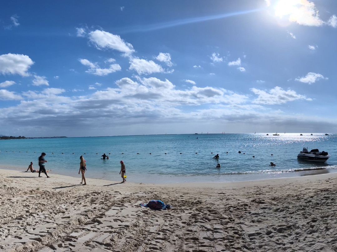 蒙舒瓦西海滩-蒙特乔伊喜必去景点