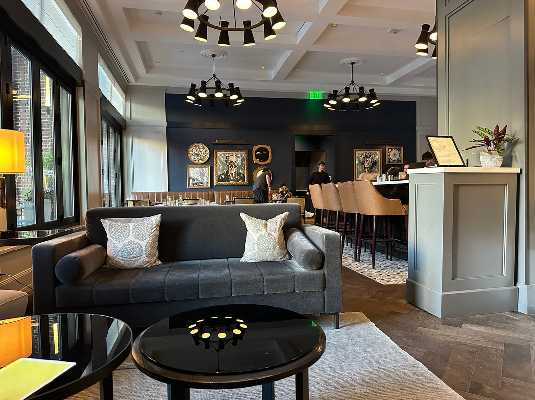 波士顿惠特尼酒店