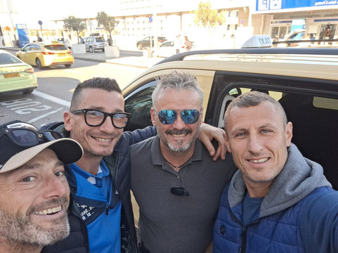 Lorenzo Athens Taxi Tour-雅典必去景点