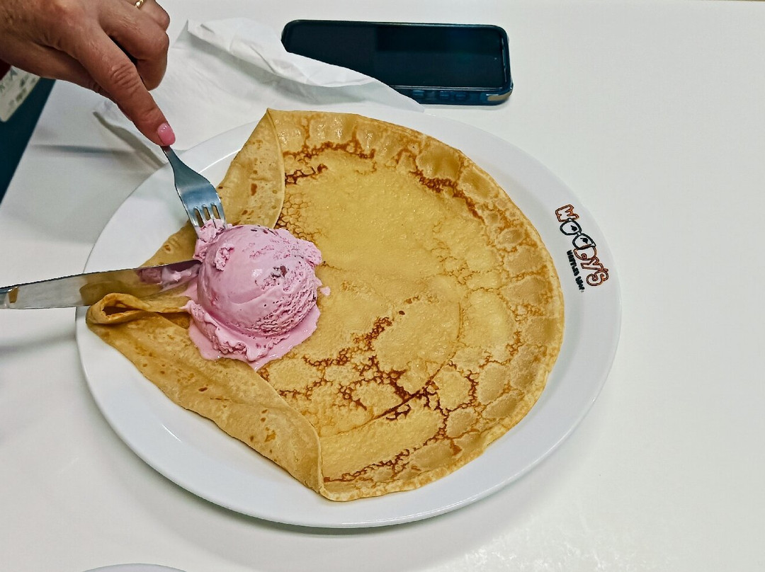 Woody's Waffles Shop - Madeira
