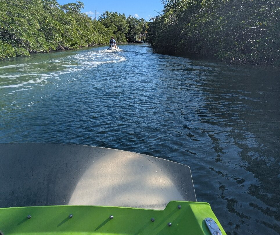 Spray Watersports-伊斯拉摩拉达必去景点