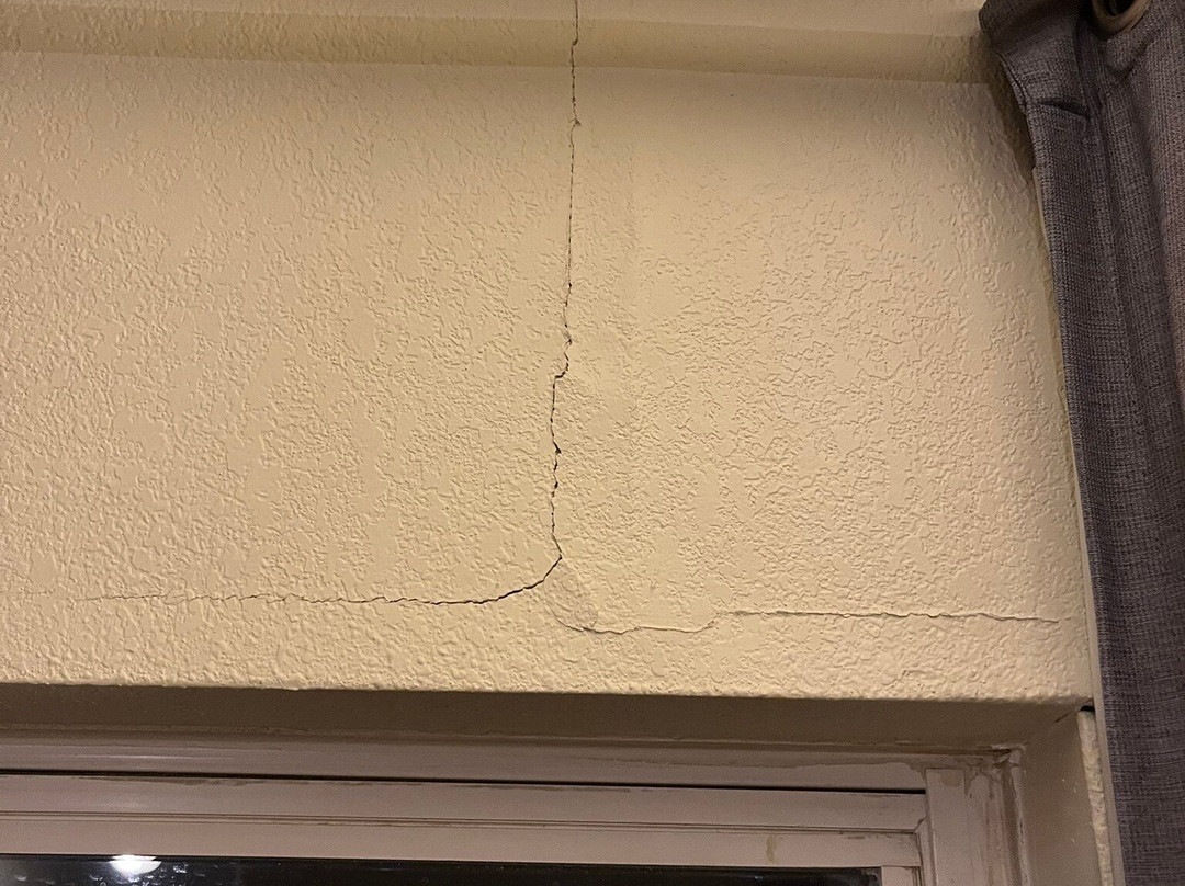 劳伦斯堡呗盟套房酒店主图