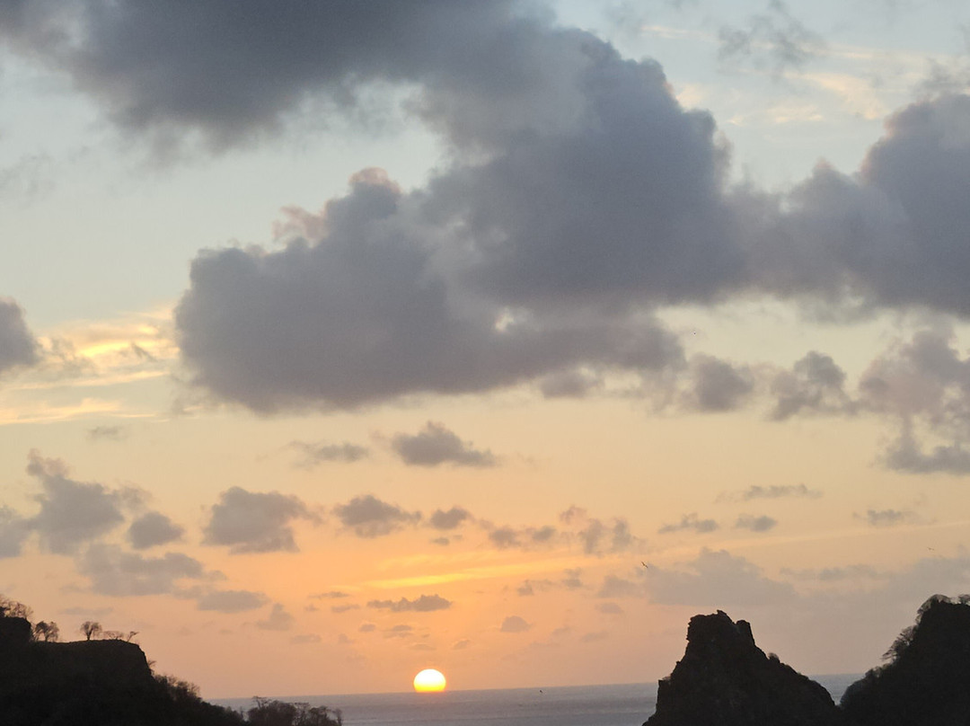 Primeirissima Turismo-费尔南多-迪诺罗尼亚群岛必去景点