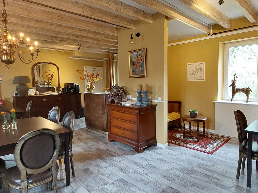 Chambres D'hôtes La Joyeuse主图