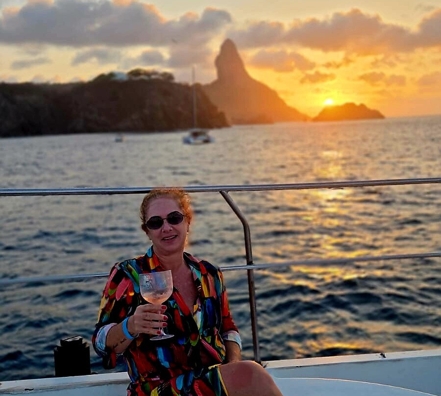 Primeirissima Turismo-费尔南多-迪诺罗尼亚群岛必去景点