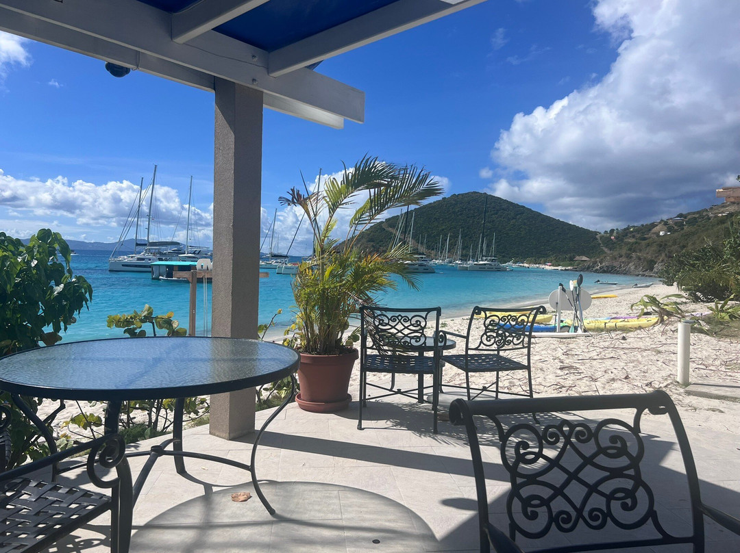 Alice's Restaurant & Bar