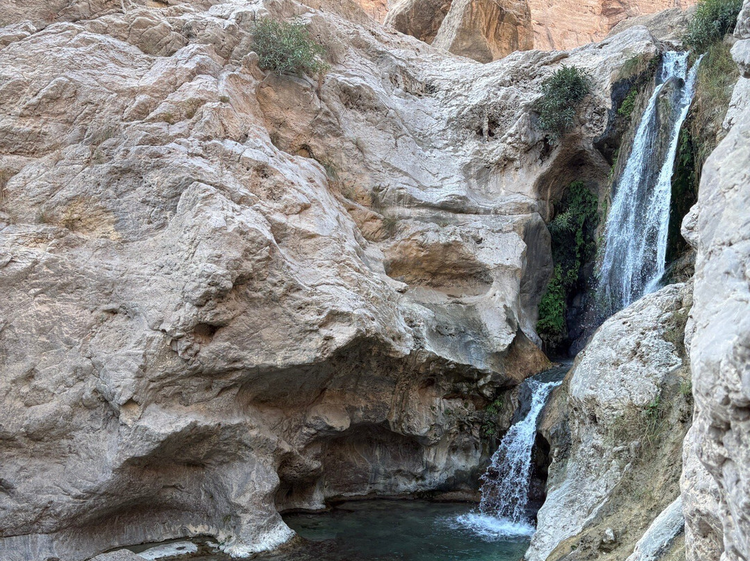 Wadi Tiwi Mibam Adventure-提维必去景点