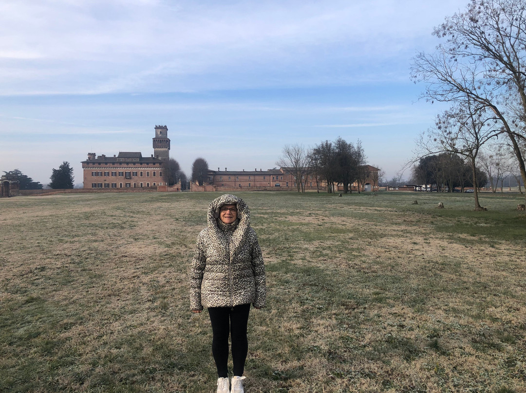 Castello Di Chignolo Po-Chignolo Po必去景点