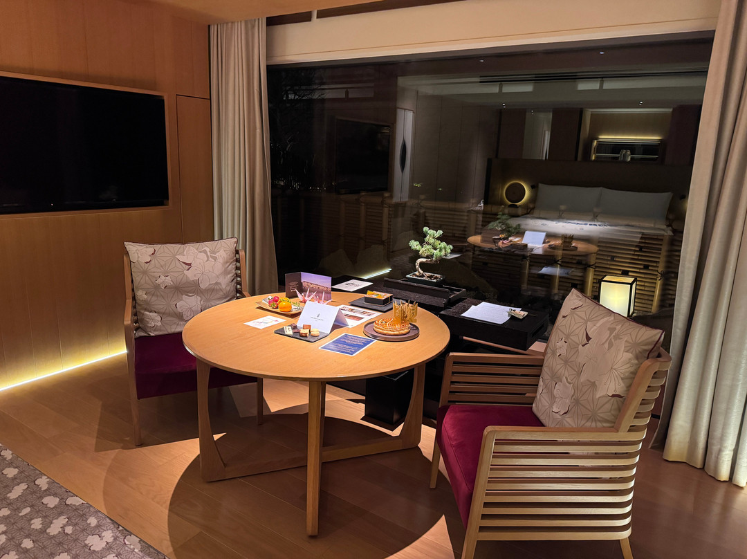 东京丽思卡尔顿酒店主图