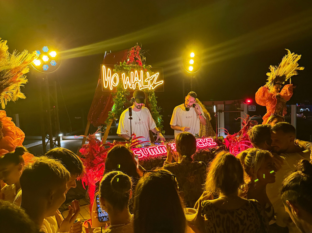 Summer Rockz-犹兰特德玛必去景点