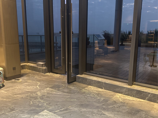 深圳浪骑瞻云度假酒店主图