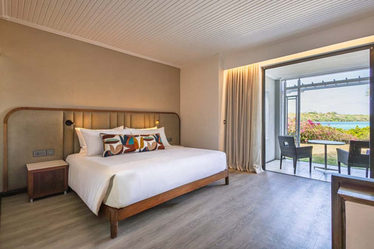 巨浪桑德拉尼度假及水疗酒店主图