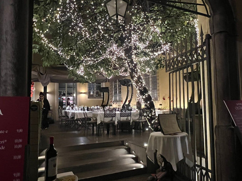 达卡洛斯餐厅酒店主图