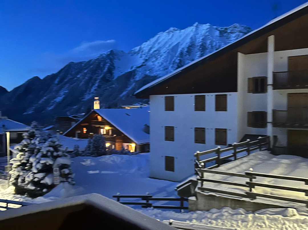 小王子酒店主图