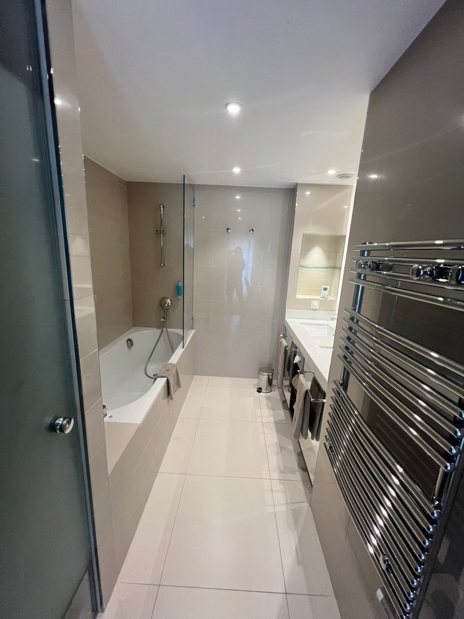 美丽华拉西加尔海水浴及 Spa 酒店-浴室