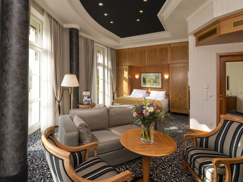 亚格托波兹丹酒店主图