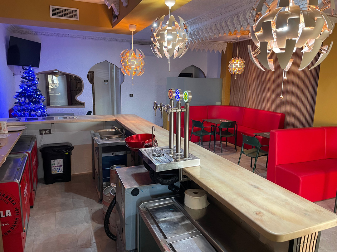 Cali's Bar