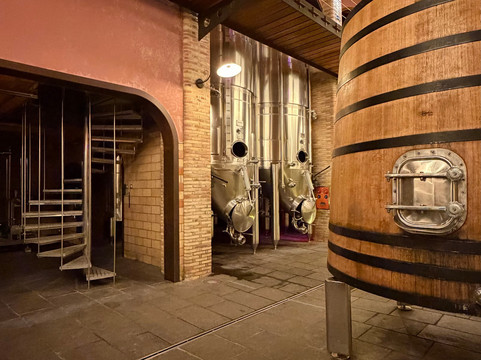 Bodega Stratvs-Yaiza必去景点