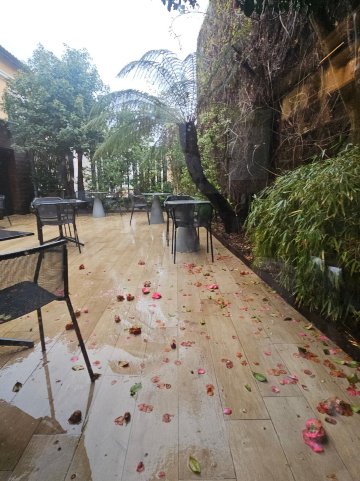 库吉别墅酒店-比亚里茨-官方