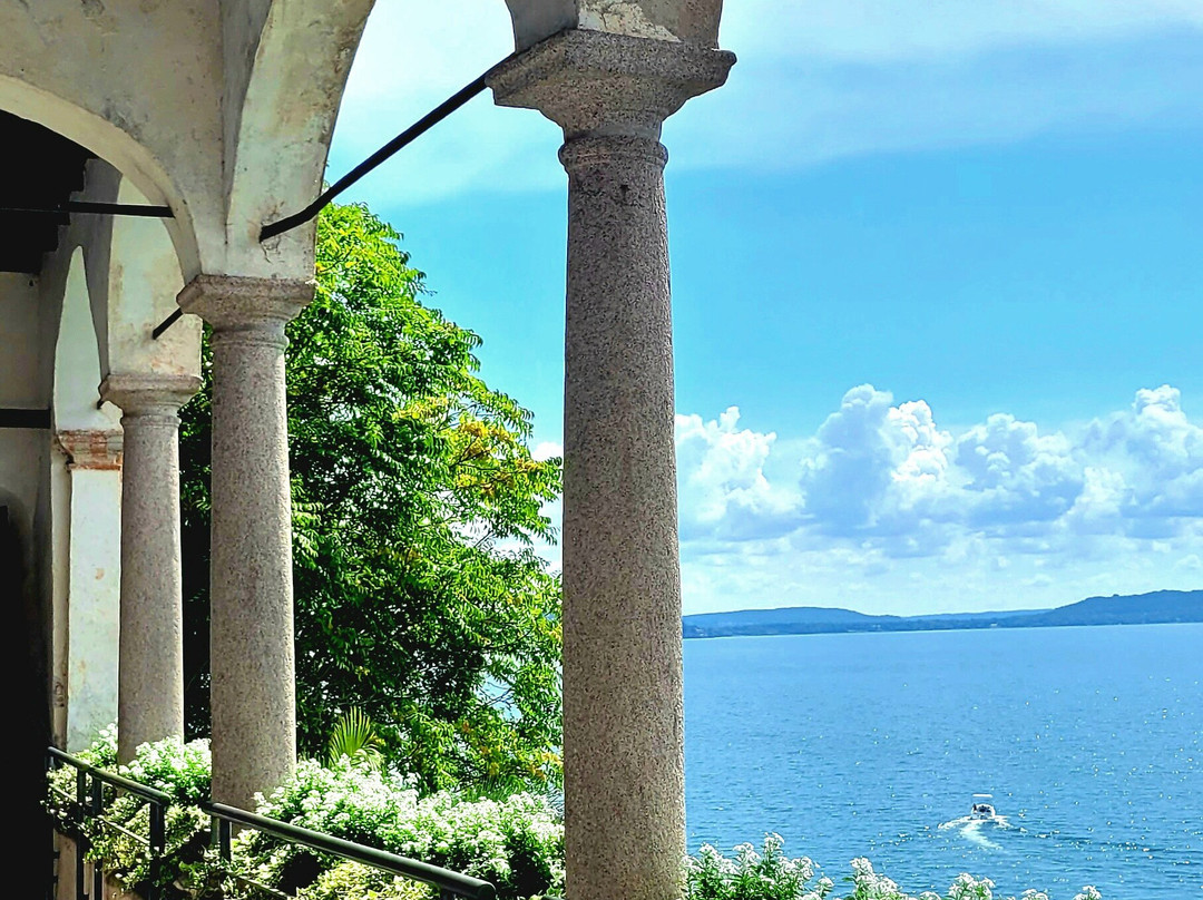 Eremo di Santa Caterina del Sasso-Leggiuno必去景点