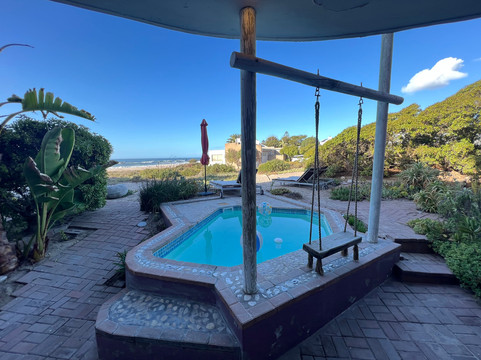 纯粹海滩酒店主图