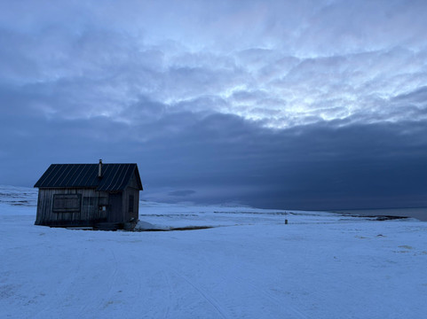 Grumant Arctic Travel Company-巴伦支小镇必去景点