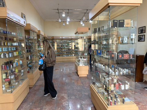 Baku Museum of Miniature Books-巴库必去景点