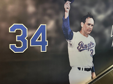 Globe Life Field-阿灵顿必去景点