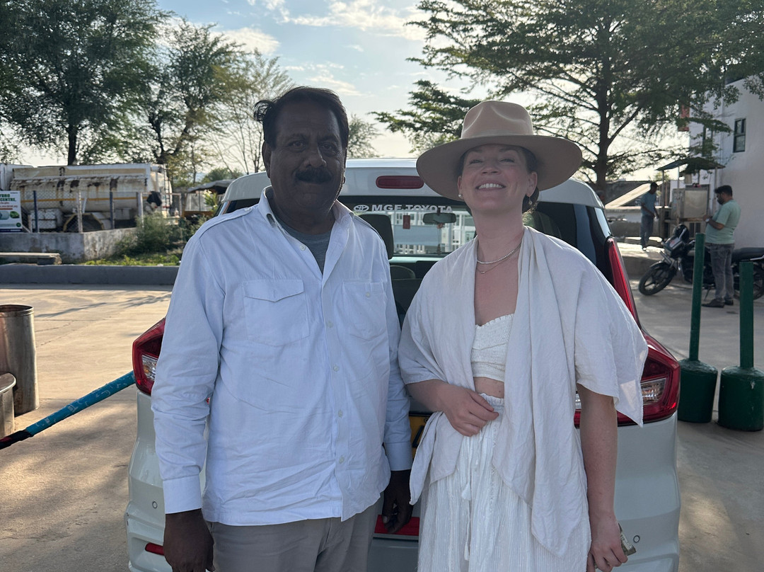 Ashok's Taxi Tours-新德里必去景点