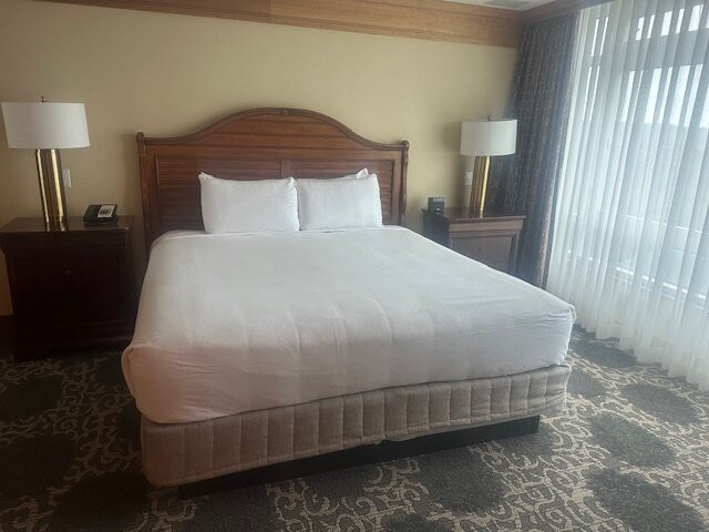 大雪松酒店-福克斯伍兹主图