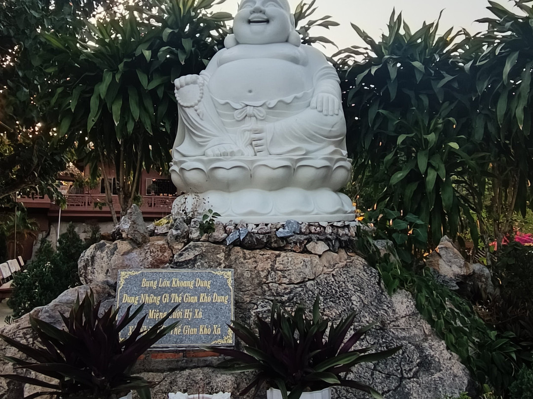 Ms San Tours-朱笃必去景点
