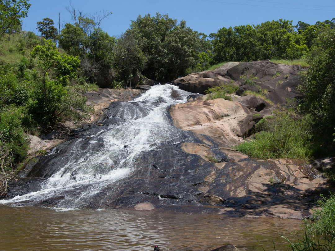 Cachoeira da Bunda-Treze de Maio必去景点
