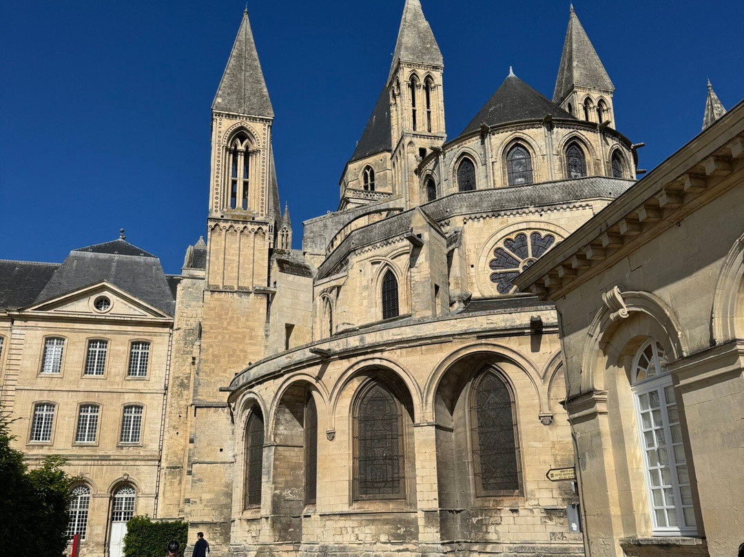 Eglise Saint Etienne-卡昂必去景点