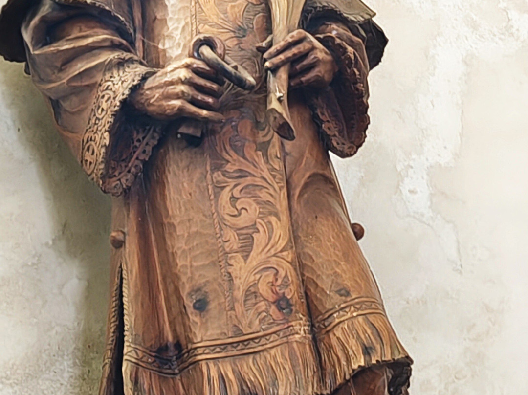 Eglise Saint-Laurent (de la Salle)-Fontenay-le-Comte必去景点