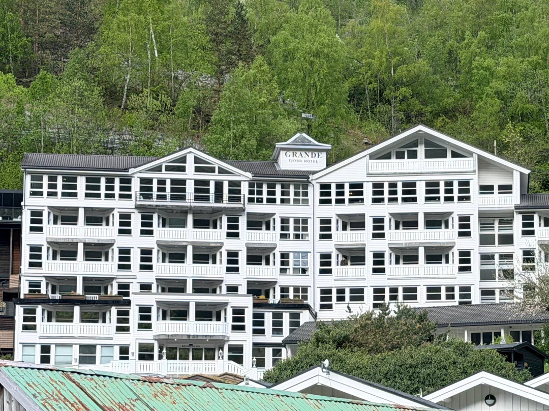 格兰德峡湾酒店主图