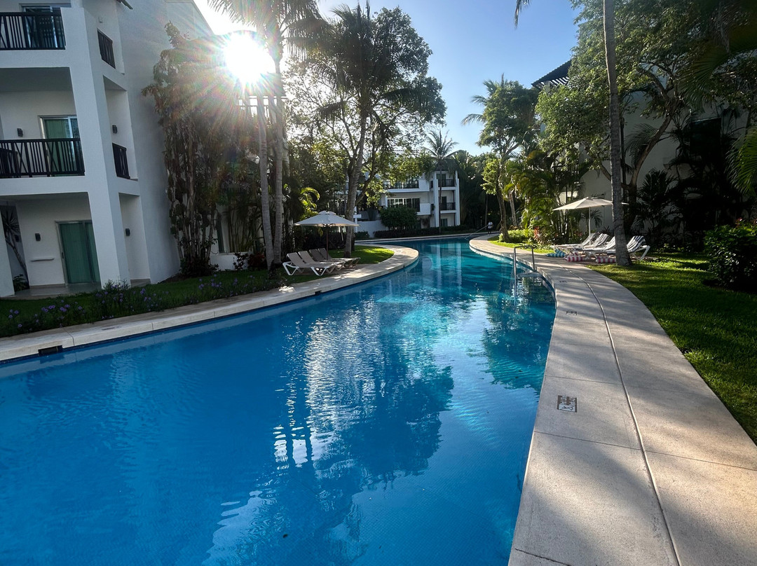 The Fives Beach Hotel & Residences主图
