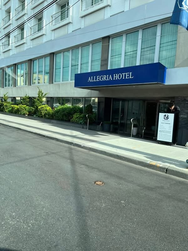 阿勒格利亚酒店主图