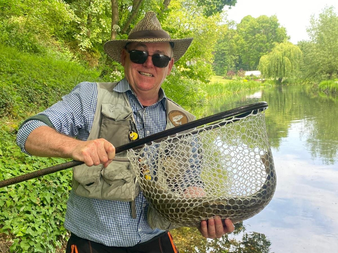 Upstream Dry Fly-Stockbridge必去景点