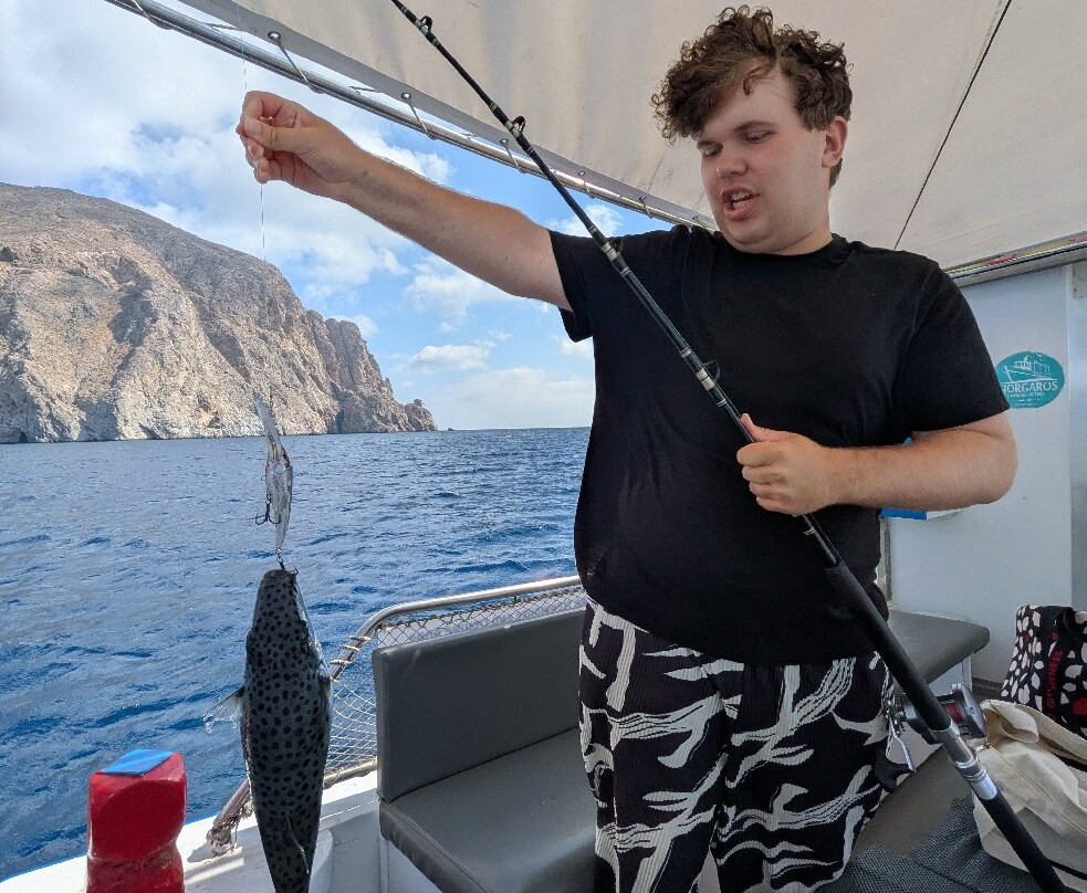 Giorgaros fishing tours Santorini-维查德必去景点
